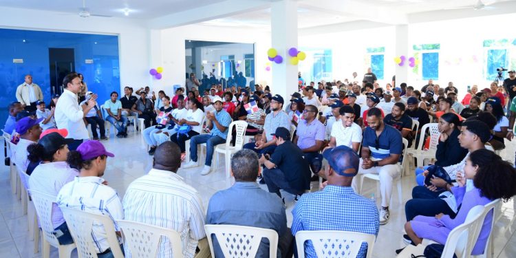 Abel Martínez llama a la unidad del PLD y al compromiso con las causas del pueblo