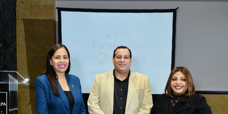 DGII y AIPARC impulsan transparencia en el sector agua con capacitación sobre facturación electrónica
