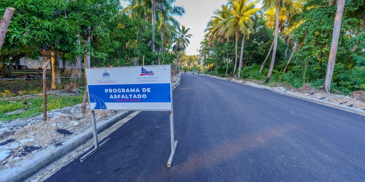 Liga Municipal fortalece gestión local en San Cristóbal con millonaria inversión