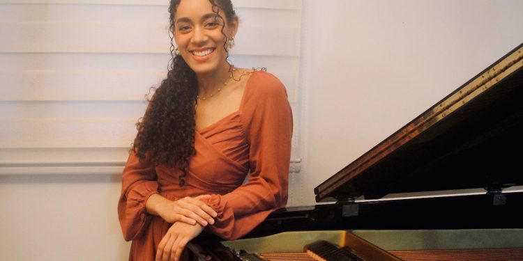 Brillante promesa del piano: Natasha Cedano ofrecerá recital de graduación en el Teatro Nacional