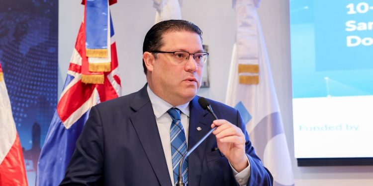 Aduanas rompe récord de recaudación en cinco meses de 2025