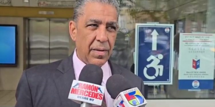 Congresista Espaillat asegura no temer tras asesinato de legisladora en Minnesota y ataques a funcionarios en EE. UU.