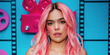 Karol G genera expectativa con «Tropicoqueta», su próximo álbum lleno de posibles colaboraciones estelares