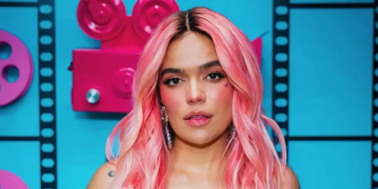 Karol G genera expectativa con «Tropicoqueta», su próximo álbum lleno de posibles colaboraciones estelares