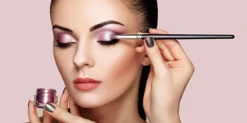 10 consejos clave para que tu maquillaje sobreviva al calor extremo