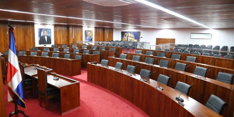 CDES enfrenta críticas por exclusión de legisladores en su Asamblea XXVII