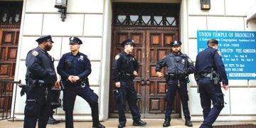 Autoridades NYC refuerzan lugares de judíos por conflicto Israel e Irán; dominicanos evitan áreas