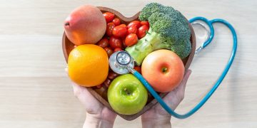 Alimentación antiedad: los alimentos clave para envejecer con salud a partir de los 50