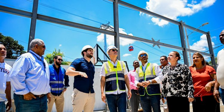 Yagüita de Pastor recibe con entusiasmo su Multiuso en construcción