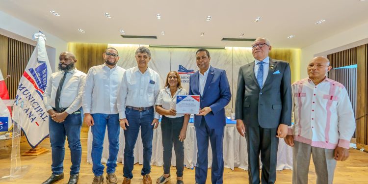 Alcaldes pedáneos se capacitan para liderar con eficacia y compromiso en sus comunidades