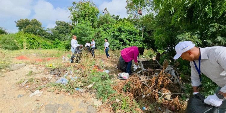 Coraasan impulsa cultura ambiental con operativo en la ribera del Yaque del Norte
