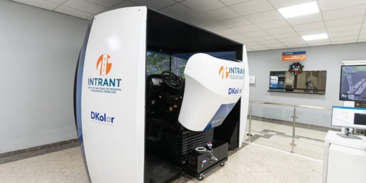 Autoridades rechazan múltiples recursos de DKOLOR contra licitación de licencias de conducir
