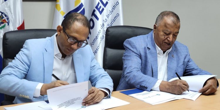 Impulsan desarrollo turístico en San Cristóbal con nueva alianza institucional