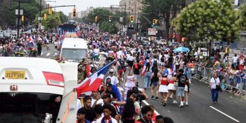 Tres personas baleadas este domingo al final Gran Parada Dominicana de El Bronx