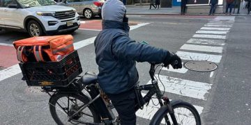 Conductores bicicletas eléctricas en NYC podrían caer en mano Inmigración