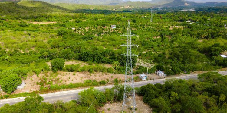 Abinader inaugura moderna línea eléctrica en Ocoa que promete energía más estable y desarrollo para la región