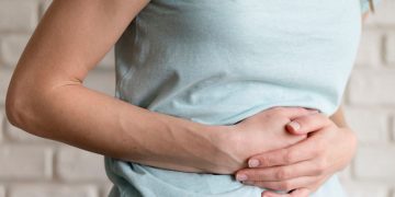Nuevo estudio desmiente que el gluten sea el enemigo del colon irritableExpertos alertan sobre los riesgos de eliminar alimentos sin supervisión médica