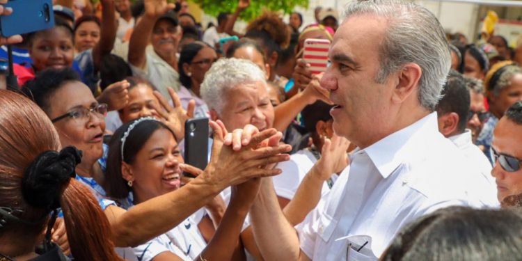Luis Abinader: el lado humano de un presidente que no se desconecta de la gente