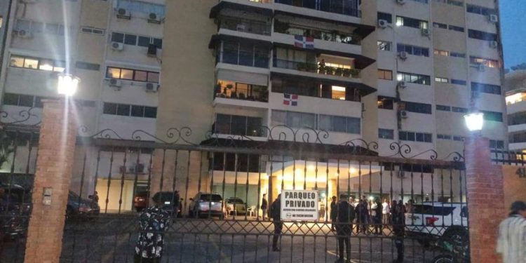 Tragedia en Naco: Ataque con arma blanca deja una mujer muerta y cinco heridos
