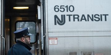 NJT aumentó pasaje este martes; miles dominicanos utilizan dicho transporte