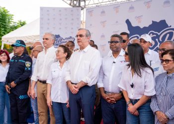 Abinader impulsa modelo de asistencia social sin clientelismo político en Capotillo