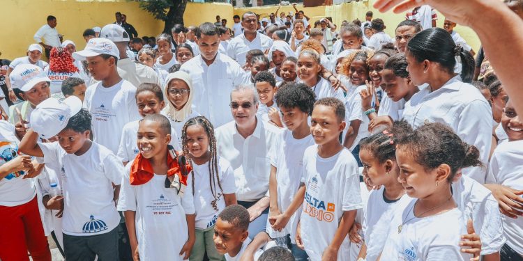 Abinader impulsa transformación de Capotillo con seguridad, educación e inclusión social