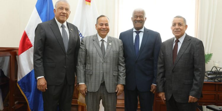Carlos Alberto Caminero asume Dirección de Prensa del Presidente
