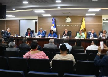 JCE abre propuesta económica para licitación de nueva cédula