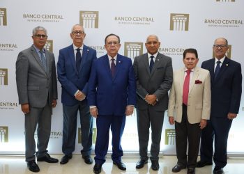 BCRD inaugura exposición de billetes de América en su Museo Numismático y Filatélico
