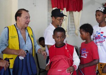 Inversión social de Michel Brukier fortalece la educación en Sosúa