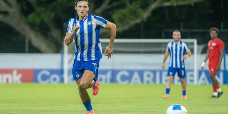Inversión de esfuerzo y talento: O&M FC arranca con victoria 2-0 sobre Central FC en la Caribbean Cup