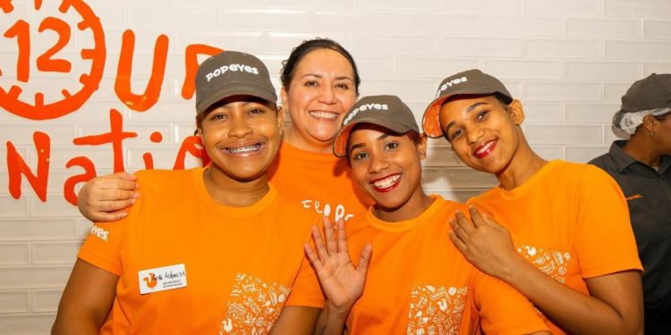 Popeyes® abre su segunda sucursal en Santiago y consolida su expansión en el país