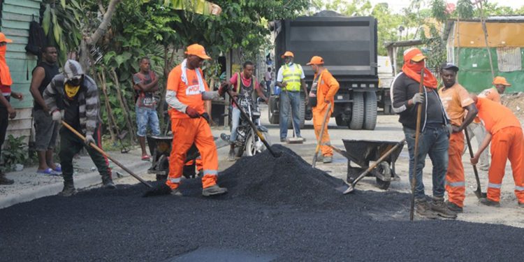 Inversión vial del MOPC transforma carreteras en Santiago Rodríguez