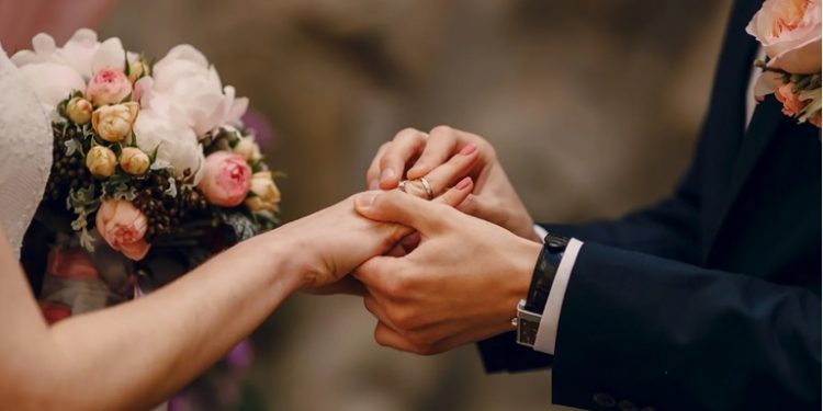 EUA podrá deportar en cualquier momento ilegales hayan contraído matrimonio