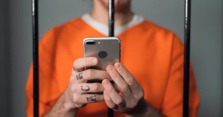 Llamadas telefónicas gratis en cárceles estatales NY; cientos dominicanos guardan prisión