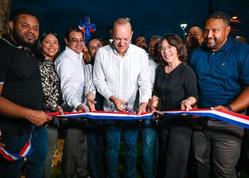 Alcaldía de Santiago entrega parque remozado en Las Charcas con inversión millonaria
