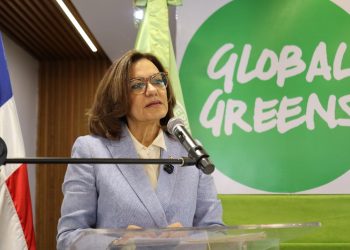 Angelita Peña asume liderazgo del Partido Verde en una nueva etapa política