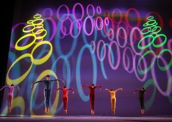 “Sinestesia” del Ballet Nacional Dominicano deslumbra en la Gala Estrellas de la Danza Mundial
