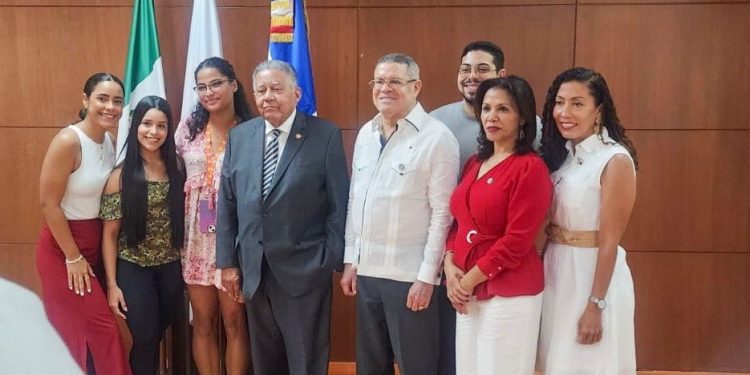 Consulado dominicano en México fortalece lazos con la diáspora en Cancún y Mérida