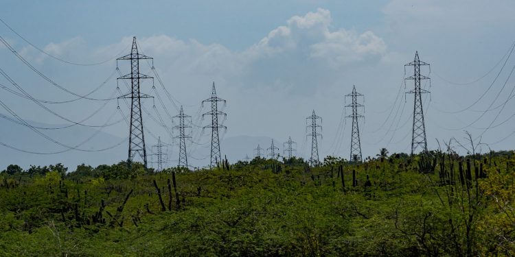 ETED anuncia mantenimiento en líneas de transmisión este sábado