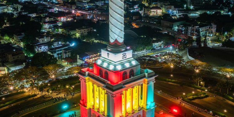 Monumento a los Héroes impulsa turismo cultural en Santiago