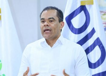 Elías Báez propone reformar formularios de AFP para agilizar entrega de fondos a familiares