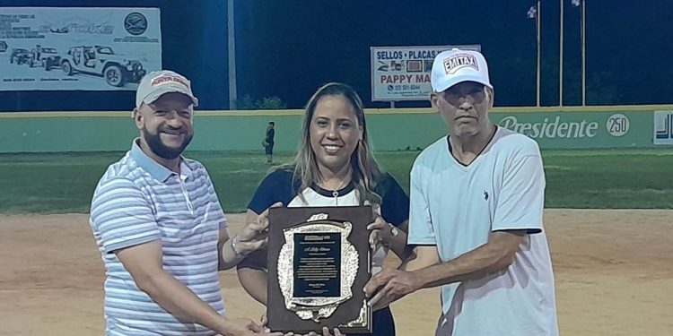 Emitaxi celebra 25 años de tradición con su torneo de softbol
