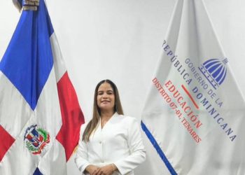 Francisca Padilla impulsa jornada comunitaria para dignificar las escuelas de Tenares