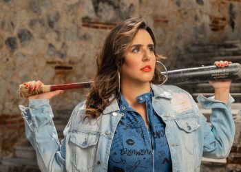 Laura Bonnelly se despide del programa radial Juego de Damas