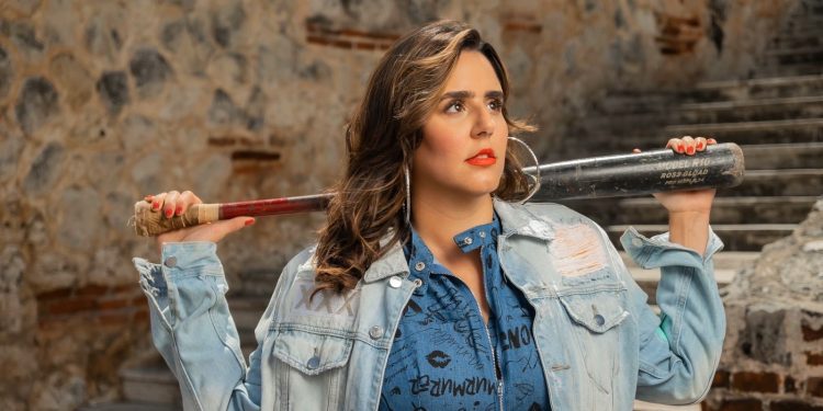 Laura Bonnelly se despide del programa radial Juego de Damas