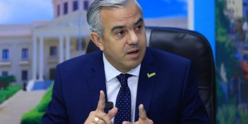 Iván Hernández resalta rol del tabaco en la economía nacional y los cambios en Santiago
