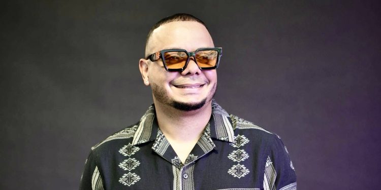 Junior “El Tamború” brilla con fuerza en la agrupación The Legends