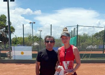 Hobgarski se consagra en Punta Cana con doble triunfo en el W35