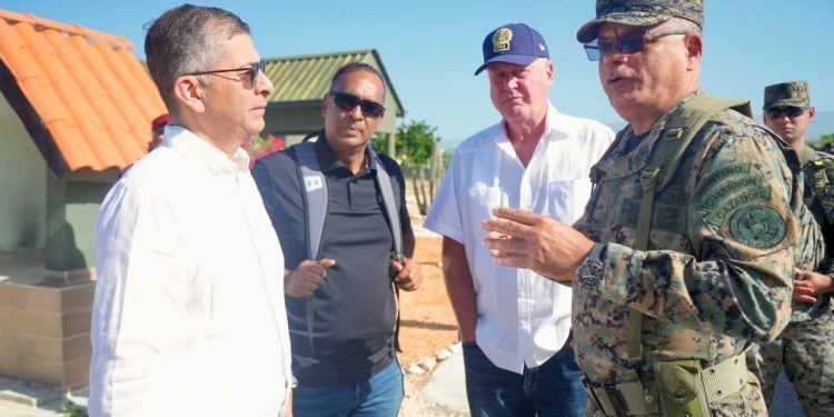 Ministro de Defensa supervisa seguridad en la frontera dominico–haitiana